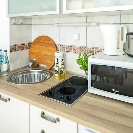 شقة Compact Near Krupowki In By Rent Like زاكوباني
